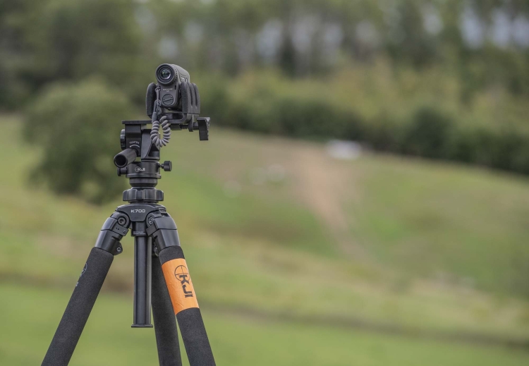 KJI Precision K700 e K800: i treppiedi per il tiro di precisione Non solo per il tiro: la testa Reaper Grip può servire anche a montare un telemetro