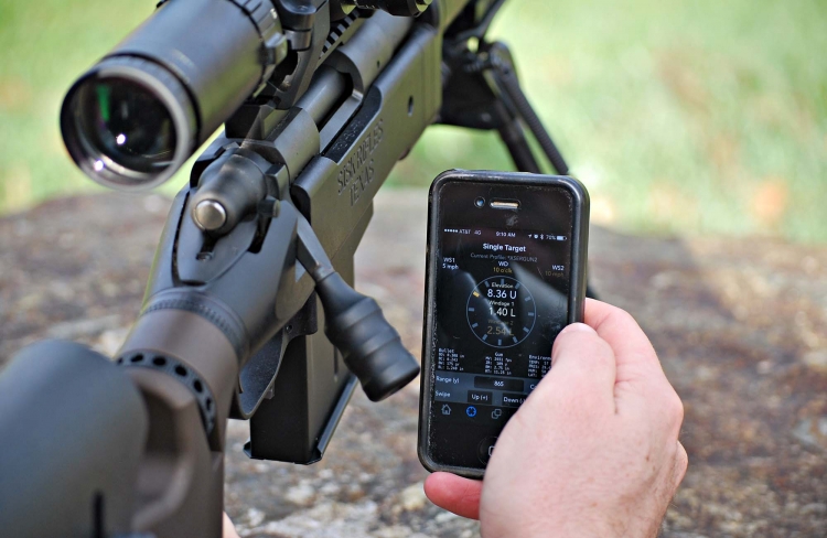 Grazie al sistema wireless Kestrel LiNK®, il vostro anemometro digitale Kestrel può fare tranquillamente il suo lavoro distante da voi mentre lo controllate col vostro Smartphone
