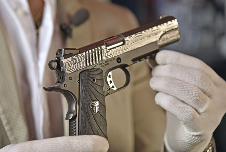 L'elemento-chiave della Cabot Guns "The Ultimate Bedside 1911" è senz'altro il carrello. 