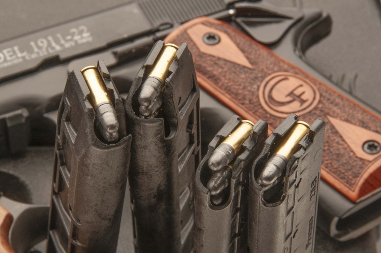 Calibro .22 LR: pistole Chiappa M9-22 e 1911-22, divertimento a basso costo Calibro .22 LR: pistole Chiappa M9-22 e 1911-22, divertimento a basso costo