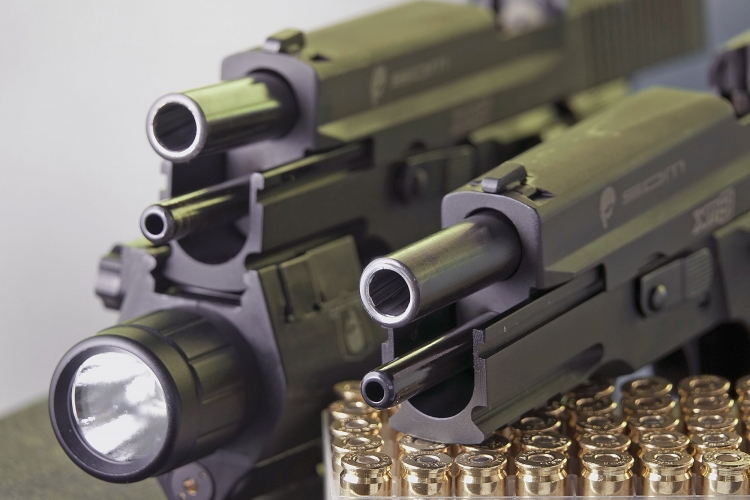 The muzzle of the XM9 Tactical and Operator pistols; workmanship is great