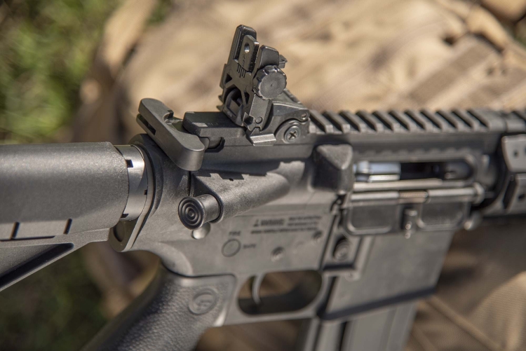 Chiappa Firearms MFour-22 Gen III: l’AR-15 di piccolo calibro