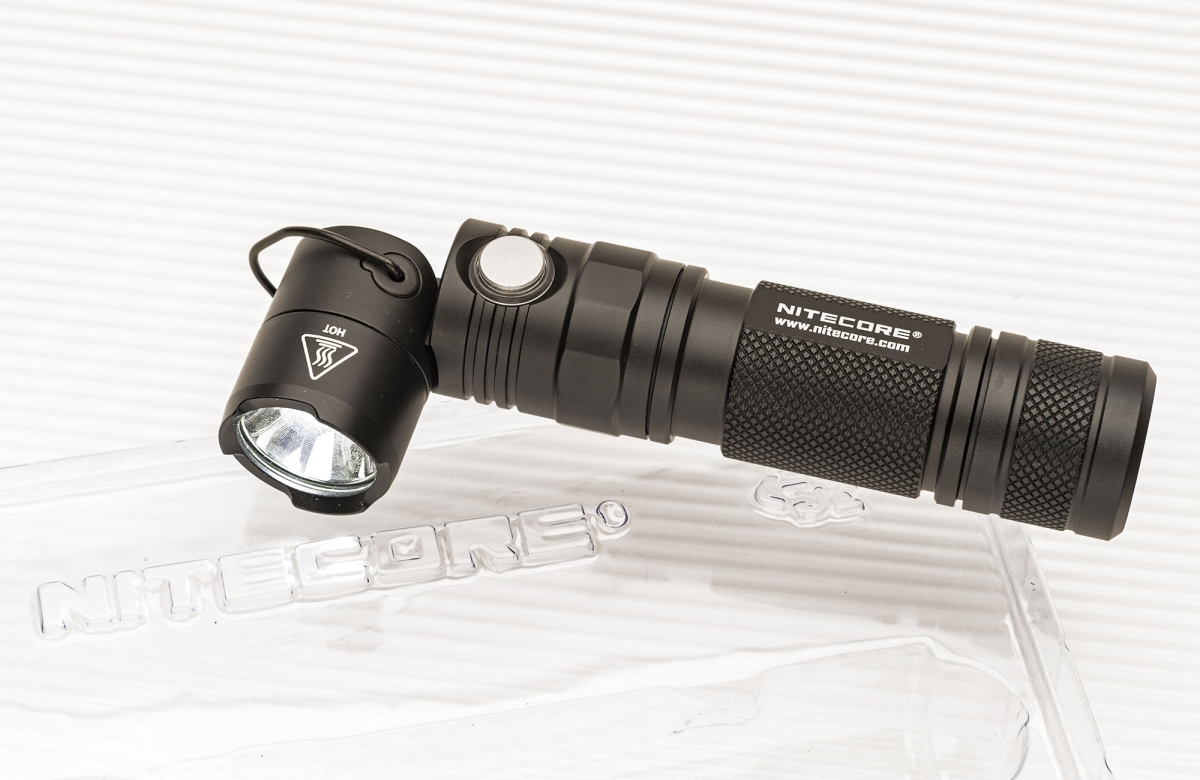 Nitecore MT21C multifunctional adjustable flashlight Nitecore MT21C multifunctional adjustable flashlight