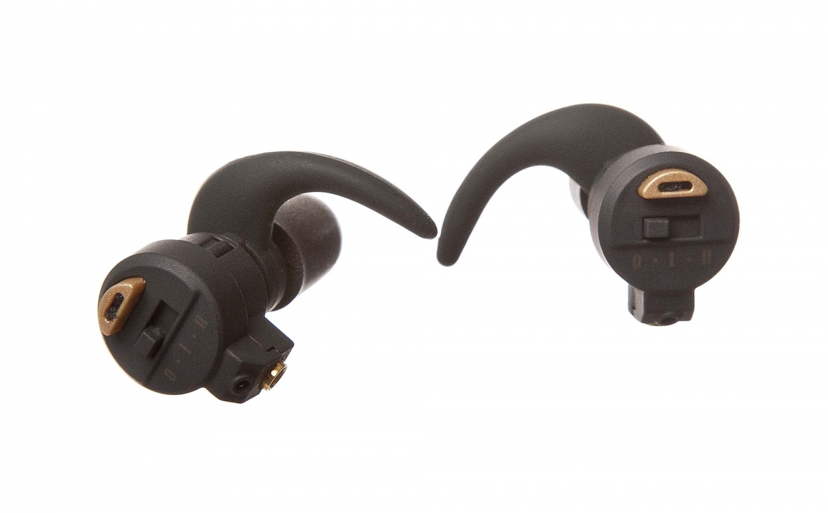 Pro Ears Stealth Elite Gli auricolari Pro Ears Stealth Elite sono certificati IPX7 per la resistenza all'acqua e agli elementi.,