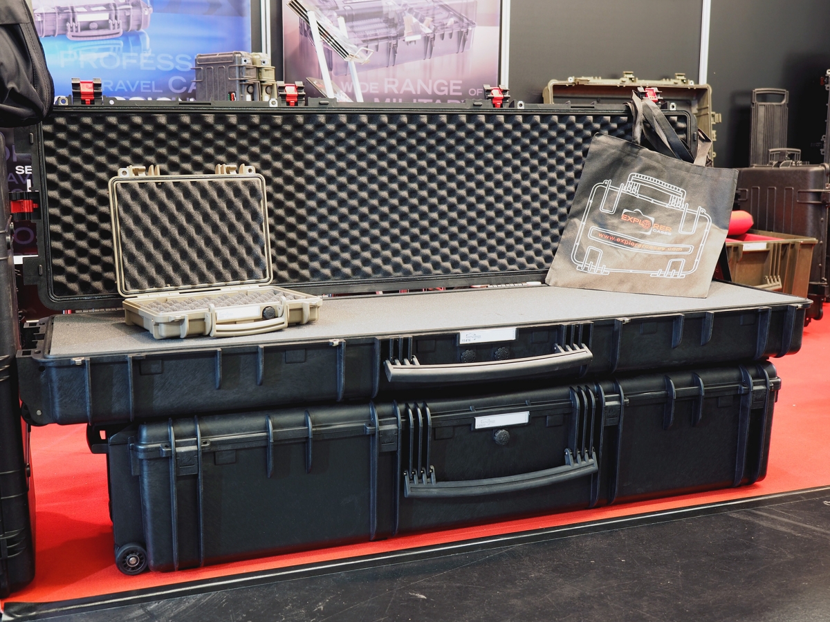 VIDEO: Explorer Cases new professional gun cases The new Explorer Cases 3005 pistol case, leaning over (at center) the new rugged Explorer Cases 15416 model, currently the longest tactical rifle (and other weaponry) case in the market