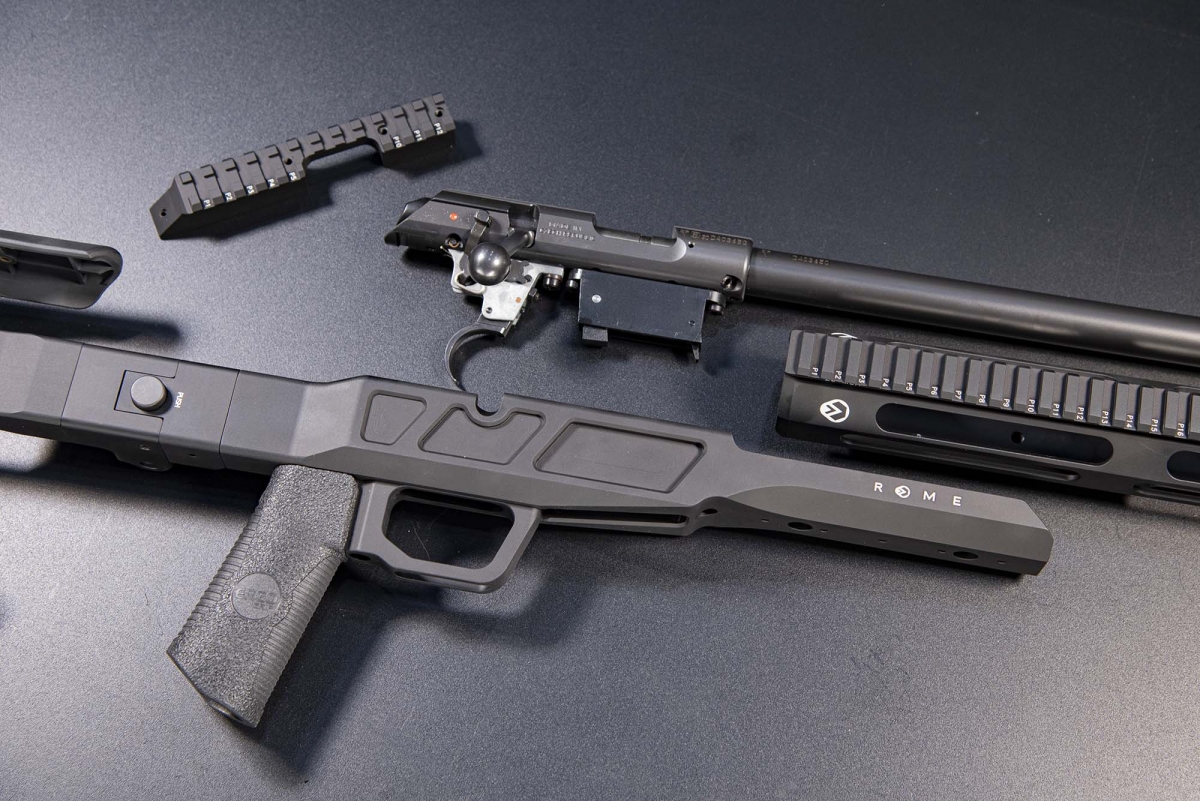 Rome "Lorica": lo chassis per trasformare la carabina CZ 457 in una mini-Victrix