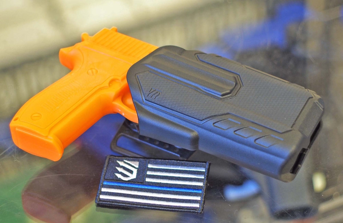 BLACKHAWK! Omnivore: the universal holster
