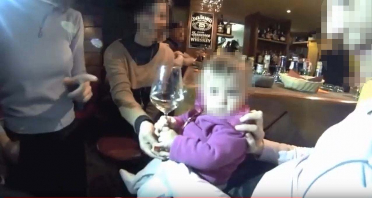 Le bugie degli antiarmi: il caso HIT Show Cosa può "toccare" un bambino? E cosa no? Chi lo può decidere se non i suoi genitori, che ne sono responsabili?