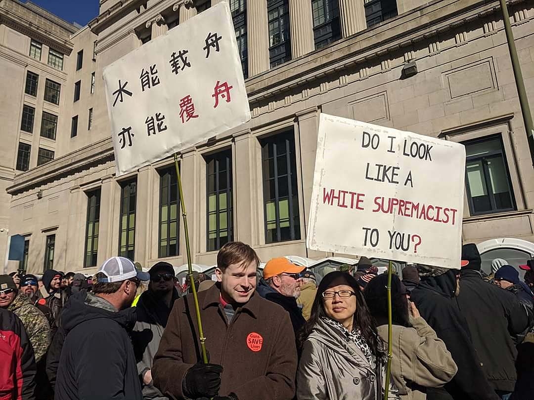 Virginia Gun Rally: cittadini armati e Forze dell'Ordine contro il disarmismo 