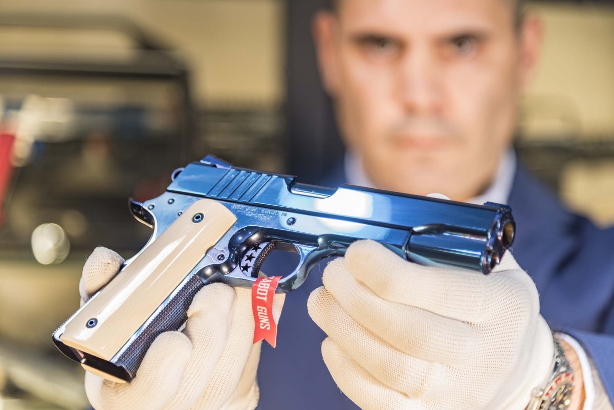 Cabot Guns Blue Deluxe Cabot Guns Blue Deluxe