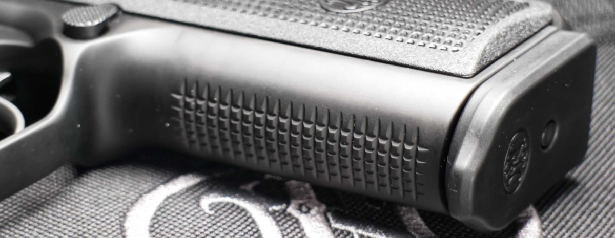FN High Power: the Browning Hi-Power is back. Again. FN High Power: the Browning Hi-Power is back. Again.