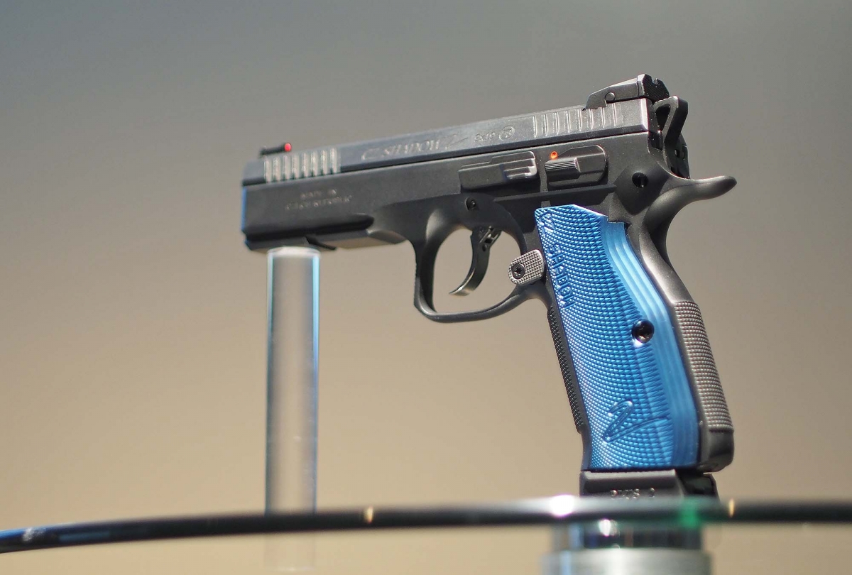 Pistola semiautomatica da competizione CZ Shadow 2