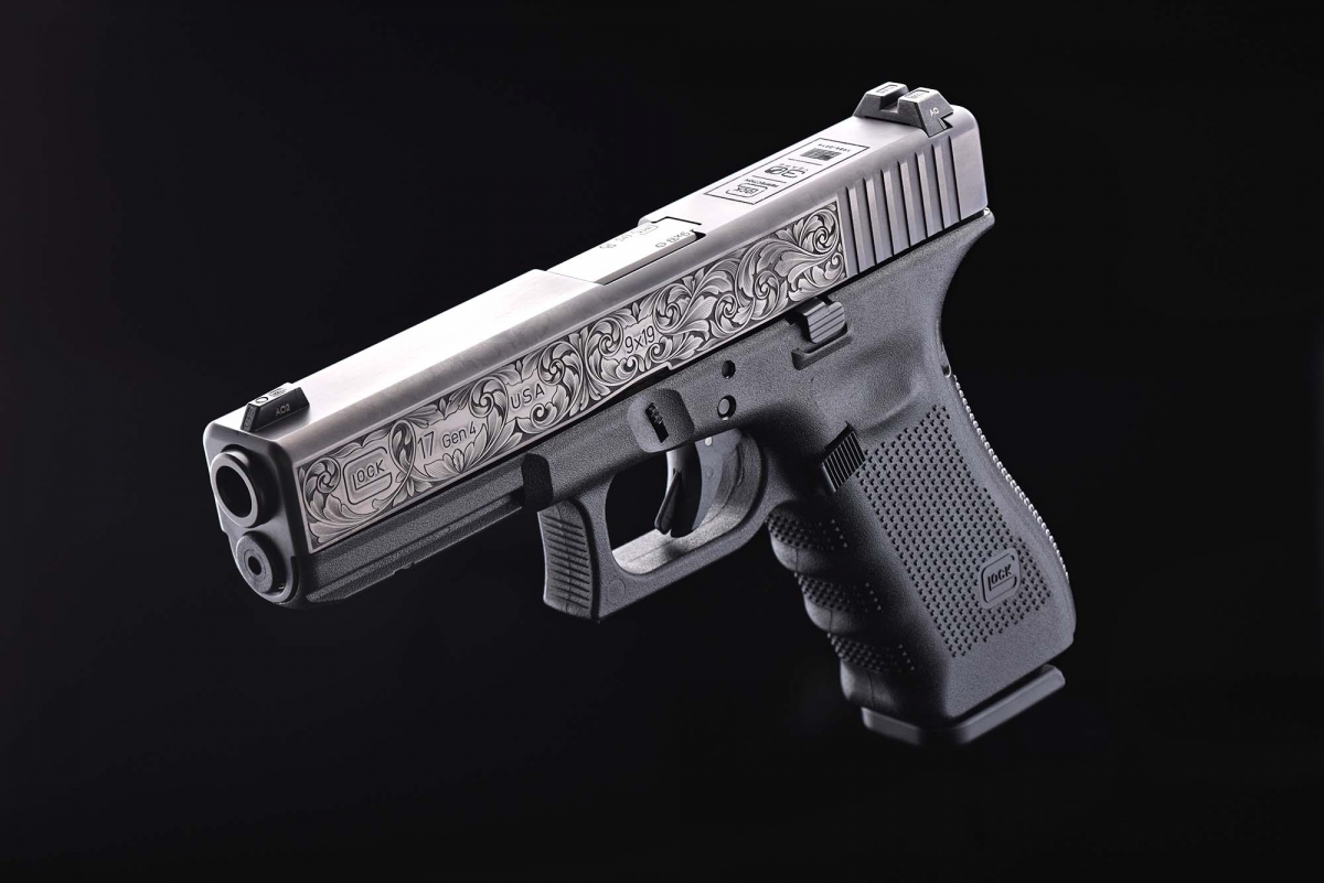 Two new Glock pistols with MOS: the Glock G17 Gen4 and G19 Gen4 One of the thirty limited edition hand-engraved G17 Gen4 pistols realized to celebrates the 30 years of Glock in the United States
