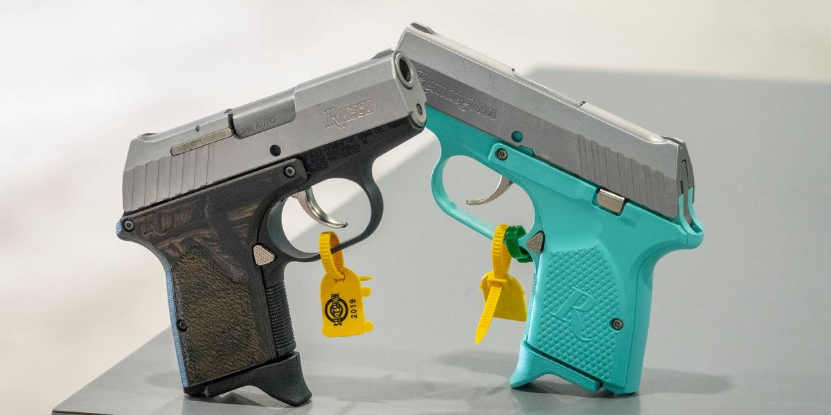 Pistola Remington RM380 Micro Light Blue The Remington RM380 Executive and the Micro Light Blue pocket pistols