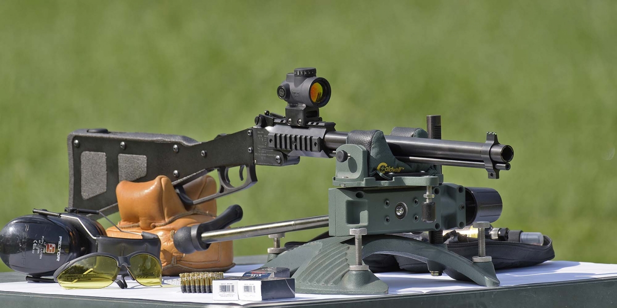 The Chiappa M6 combination gun derives from an US Air Force project from the late '50s
