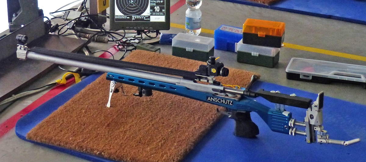 Una Sabatti Tactical Sport Multiradiale in .308 Win per il tiro accademico a 300 m La carabina di Riccardo Ranzani preparata per il tiro a 300 metri, montando un'azione e canna Sabatti Tactical su un fusto Anschütz Precise in Ergal