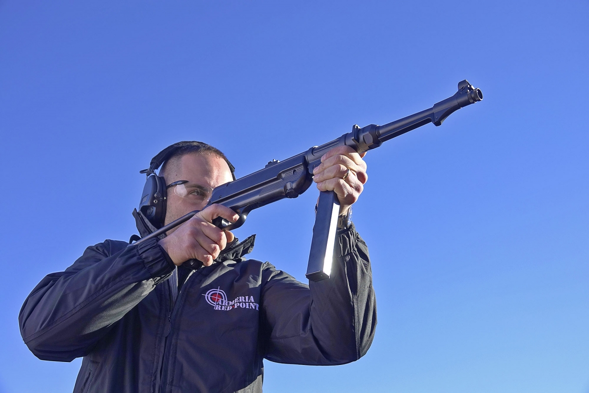 Sport Systeme Dittrich out of Kulmbach (Germany) manufactures the BD 38, a civilian-grade version of the MP 38 sub-machine gun