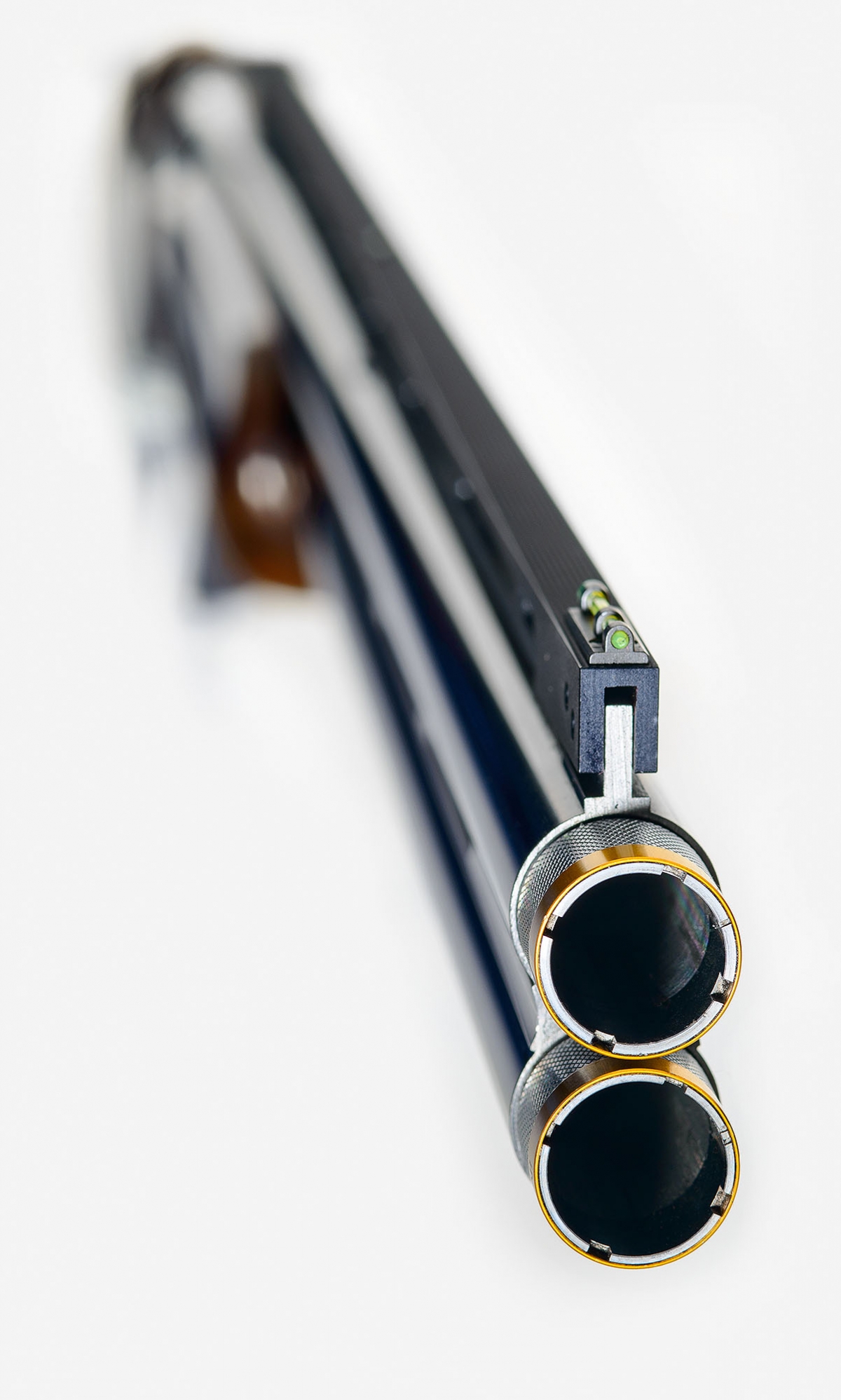 Browning B725 Pro Trap Adjustable, un sovrapposto che vale oro! Splendida vista frontale delle canne sovrapposte