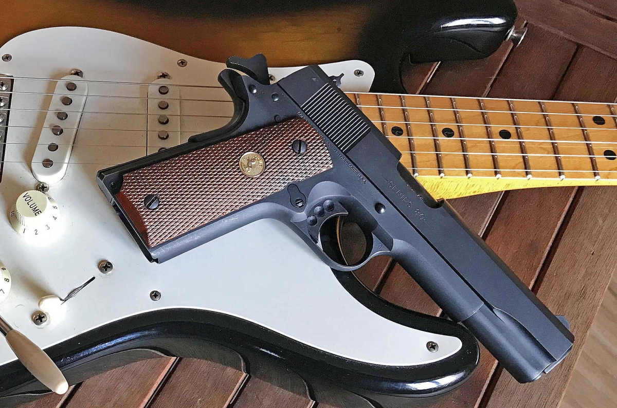 Jeff Cooper diceva &quot;avere una pistola non vi rende armati, così come avere una chitarra non fa di voi dei musicisti&quot;. 