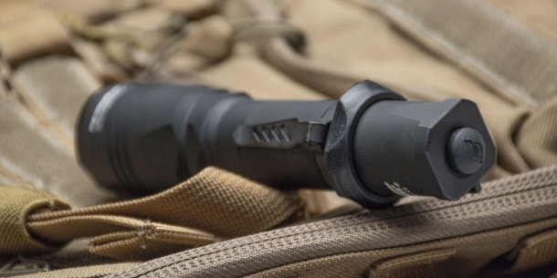 Armytek Dobermann Pro XHP35 HI flashlight Armytek Dobermann Pro XHP35 HI flashlight