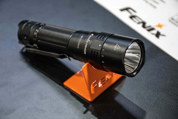 Fenix PD40R V2.0: la torcia... ridefinita Fenix PD40R V2.0: la torcia... ridefinita