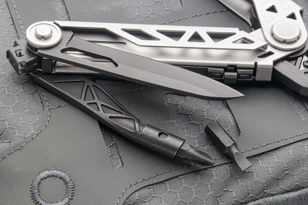 Gerber Center Drive multi-tool Gerber Center Drive multi-tool