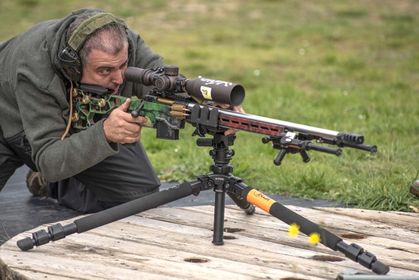 KJI Reaper Grip and Reaper Rail: two heads for shooting tripods