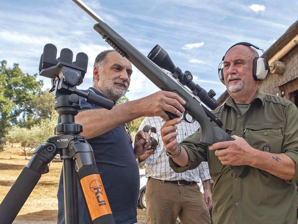 KJI Reaper Grip and Reaper Rail: two heads for shooting tripods