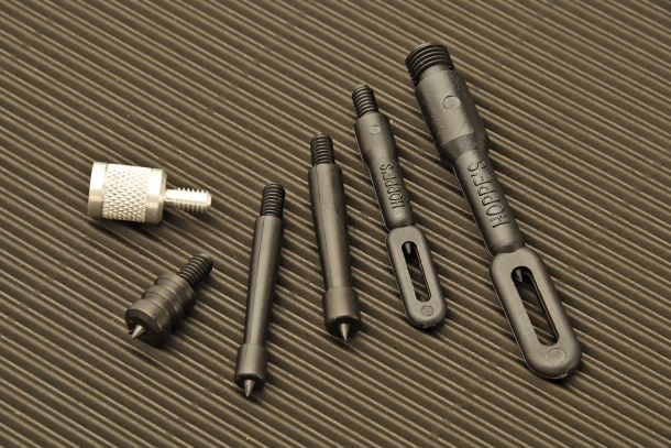 Components are stored in plastic cylinders to keep the M-Pro7 cleaning kit always orderly and tidy