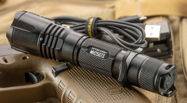 Nitecore MH25GTS multitask hybrid flashlight