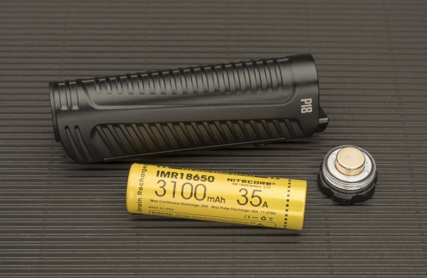 Nitecore P18 flashlight Nitecore P18 flashlight