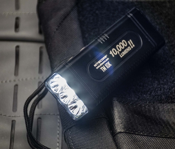 Nitecore TM10K: a 10.000 lumen "Tiny Monster" The 10k lumen Turbo mode is "auto-timed" at a maximum of 7 seconds
