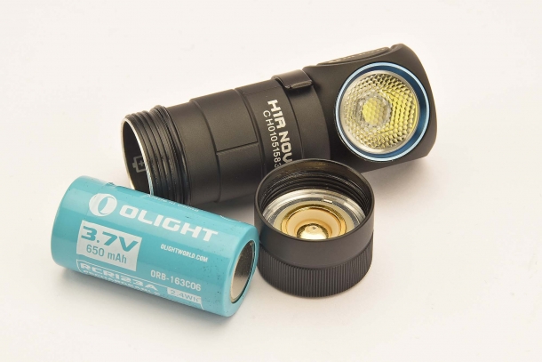 The H1R Nova comes with a rechargeable battery, but also accepts standard CR123A
