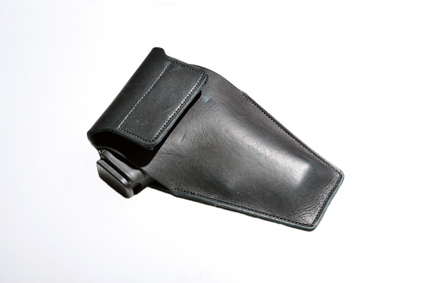 Urban Carry: l'altra fondina inside La fondina Urban carry con all’interno la pistola