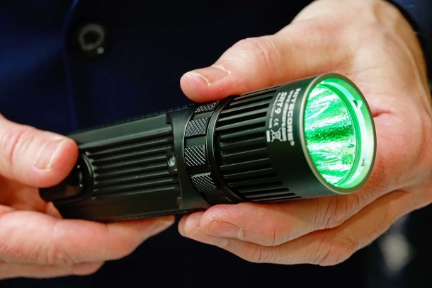 The Nitecore SRT9 green filter