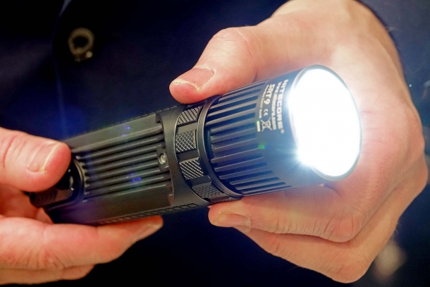 The SRT9 has a 2.150 lumens output and features an UV light also