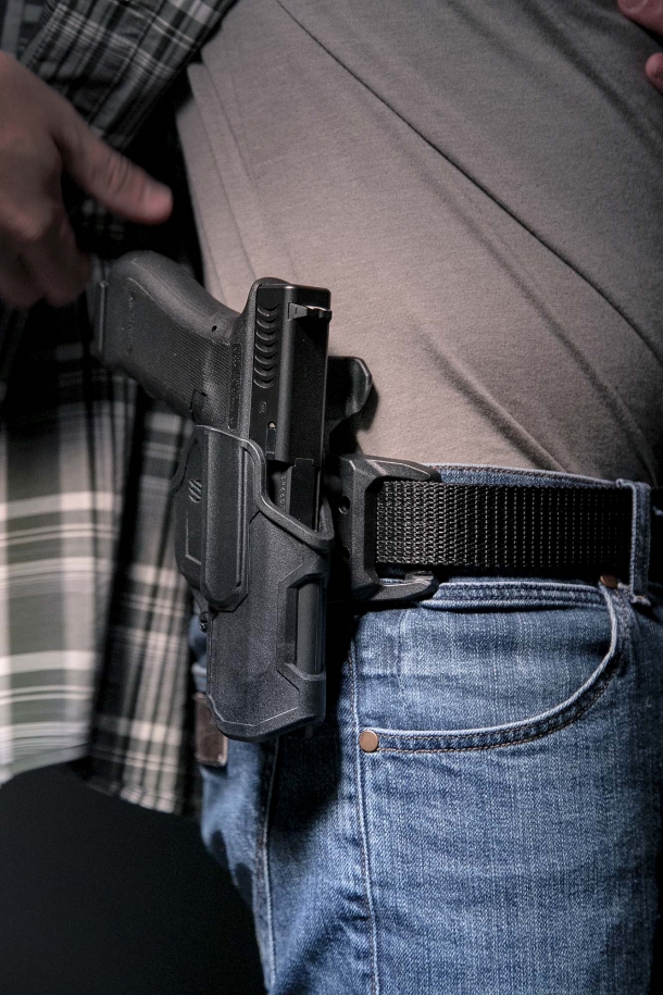 Nuova fondina BLACKHAWK T-Series Level 2 Compact