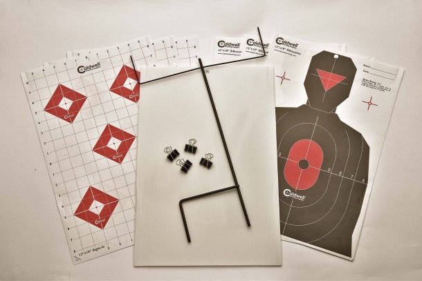 La struttura del Caldwell Ultra Portable Target Stand Kit è realizzata in metallo