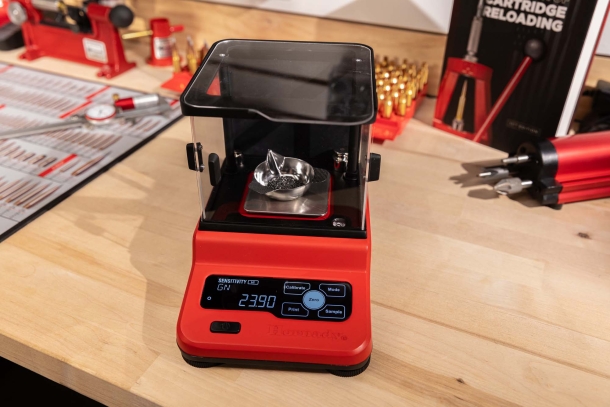 Hornady Precision Lab Scale: la bilancia di precisione per la ricarica Hornady Precision Lab Scale: la bilancia di precisione per la ricarica