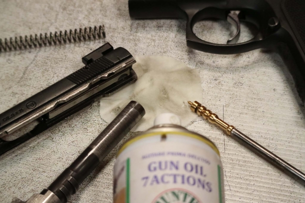 Hunter & Sniper Gun Oil 7 Actions Hunter & Sniper Gun Oil 7 Actions