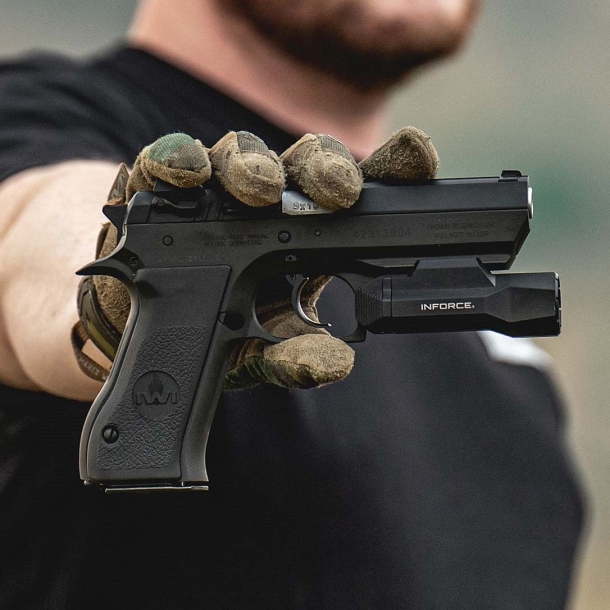 INFORCE Lights: new tactical flashlights, from Sellmark INFORCE Lights: new tactical flashlights, from Sellmark