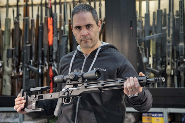 Rome "Lorica": lo chassis per trasformare la carabina CZ 457 in una mini-Victrix Rome "Lorica": lo chassis per trasformare la carabina CZ 457 in una mini-Victrix