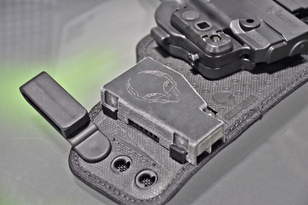 Alien Gear Holsters ShapeShift, with a fan in!