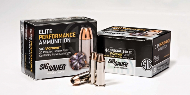 Munizioni SIG Sauer Elite Performance Munizioni da revolver SIG Sauer Elite Performance .44 S&W Special con palla da 240 grani