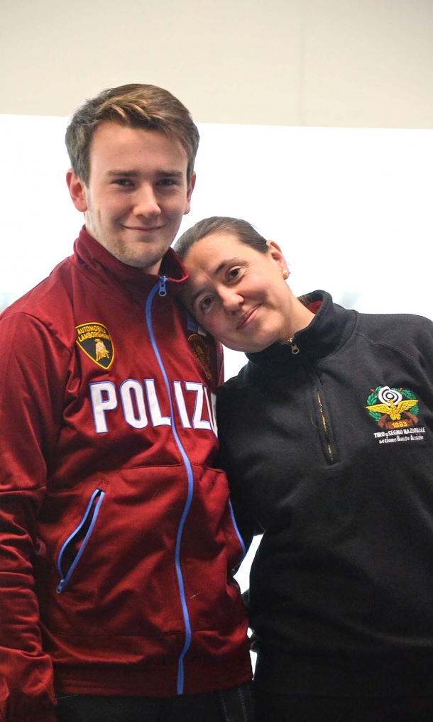 Riccardo Armiraglio insieme alla sua ragazza Sabrina Maniscalco, anche lei tiratrice