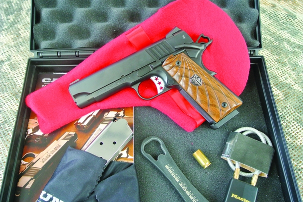 ARMI & BALISTICA: in edicola il numero di novembre Cabot S 103 Commander Black Nitride