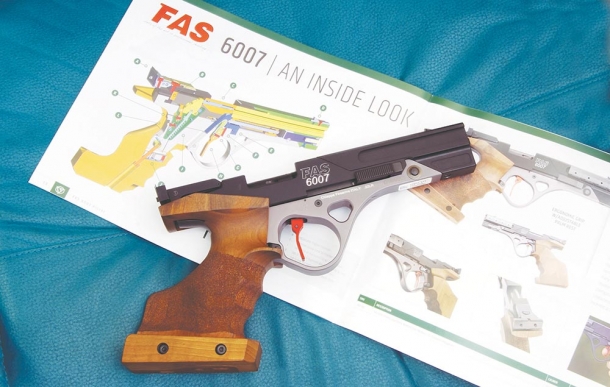 ARMI & BALISTICA: in edicola il numero di marzo Chiappa Firearms FAS 6007 calibro.22 LR