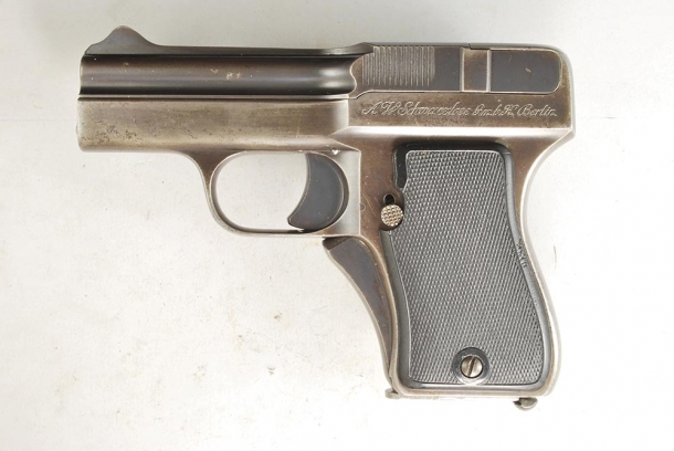 ARMI & BALISTICA: in edicola il numero di aprile Schwarzlose modello 1908 calibro 7,65 BR.