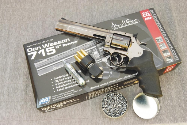 ARMI & BALISTICA: in edicola il numero 79 di settembre-ottobre 2018 ASG Dan Wesson 715 6" calibro 4,5 mm