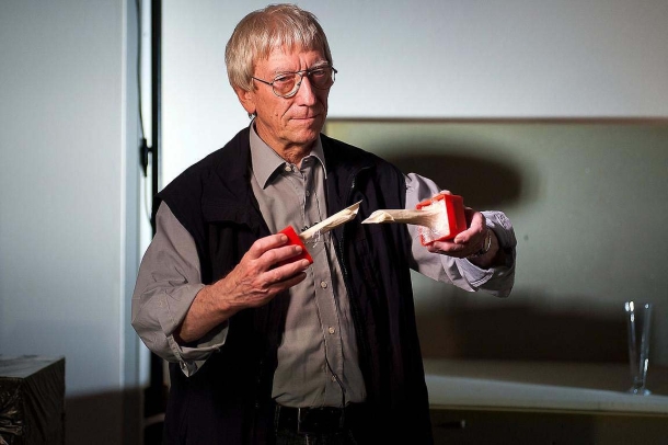 Dr. Beat P. Kneubuehl